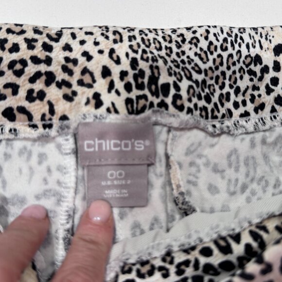 Chico's Brigitte Leopard Print Cropped Pants, Sz 2 - Picture 3 of 7